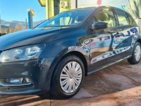 Usado VW Polo Comfortline 75 CV (55 kW) 2017 Gris Berlina