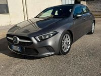 Usata Mercedes A200 150 CV (110 kW) 2019 Grigio Berlina