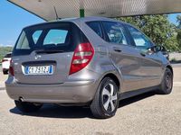 Usata Mercedes A180 Classic 109 CV (80 kW) 2006 Beige Monovolume