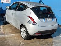 Usata Lancia Ypsilon Gold 69 CV (50 kW) 2012 Grigio Utilitaria