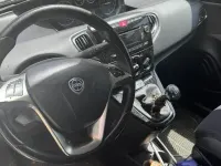 Usata Lancia Ypsilon 95 CV (69 kW) 2013 Bianco Utilitaria