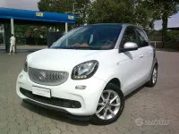 Usata Smart ForFour Passion 71 CV (52 kW) 2015 Bianco Utilitaria