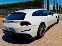 Usata Ferrari GTC4Lusso 689 CV (506 kW) 2016 Bianco Station wagon