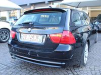Usata BMW 320 Efficient Dynamics 177 CV (130 kW) 2009 Nero metallizzato Station wagon