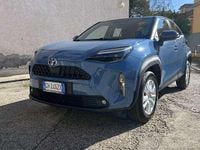Usata Toyota Yaris Hybrid Active 116 CV (85 kW) 2022 Blu/azzurro Station wagon