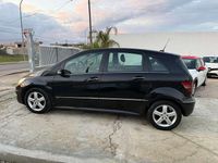 Usata Mercedes B200 140 CV (102 kW) 2006 Nero Monovolume