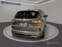 Usata Ford Kuga ST-Line 150 CV (110 kW) 2023 Grigio metallizzato SUV