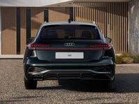 Nuova Audi A6 S-Line 367 CV (269 kW) 2026 Verde mezzanotte metallizzato Station wagon
