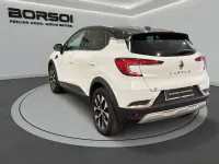 Usata Renault Captur Techno 101 CV (74 kW) 2023 Bic.bianco/tetto nero SUV