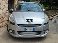 Usata Peugeot 5008 2012 Grigio Monovolume