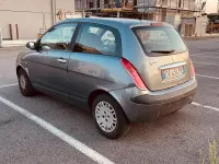 Usata Lancia Ypsilon 60 CV (44 kW) 2005 Grigio Utilitaria
