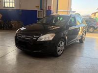 Usata Kia Ceed GT LX 90 CV (66 kW) 2009 Nero Station wagon