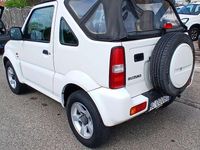 Usata Suzuki Jimny 86 CV (63 kW) 2006 Vernice pastello SUV