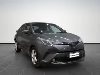 Usata Toyota C-HR Active 98 CV (72 kW) 2019 Grigio SUV