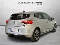 Usata Renault Clio V Techno 91 CV (66 kW) 2023 Grigio Berlina