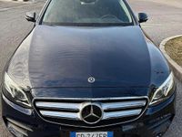 Usata Mercedes E220 2021 Blu Berlina