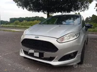 Usata Ford Fiesta Titanium 92 CV (67 kW) 2013 Grigio Berlina
