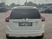 Usata Volvo XC60 Momentum 150 CV (110 kW) 2015 Bianco SUV
