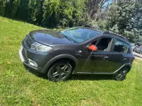 Usata Dacia Sandero Stepway 90 CV (66 kW) 2017 Grigio Berlina