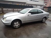 Usata Mercedes CLK200 258 CV (189 kW) 1999 Grigio Coupé