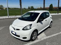 Usata Toyota Aygo Connect Style 68 CV (50 kW) 2012 Utilitaria