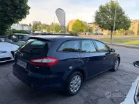 Usata Ford Mondeo Titanium 140 CV (102 kW) 2010 Blu Station wagon