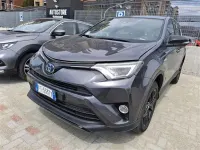 Usata Toyota RAV4 Hybrid 2018 Grigio chiaro SUV