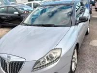 Usata Lancia Delta 120 CV (88 kW) 2009 Grigio Utilitaria