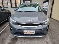 Usata Kia Stonic Style 101 CV (74 kW) 2022 Grigio SUV