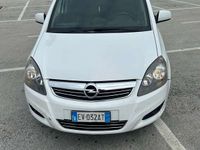 Usata Opel Zafira 150 CV (110 kW) 2014 Bianco Monovolume