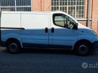 Usata Opel Vivaro 100 CV (73 kW) 2007 Bianco Monovolume