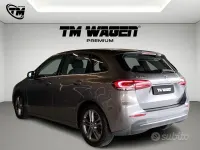 Käytetty Mercedes B180 Business 116 HP (85 kW) 2020 Harmaa Tila-auto