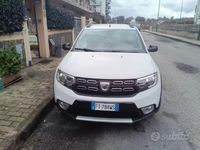 Usata Dacia Sandero Acces 95 CV (69 kW) 2018 Bianco Berlina