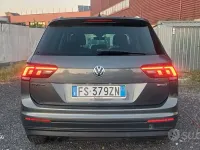 Usata VW Tiguan Sportline 150 CV (110 kW) 2016 Grigio SUV