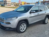 Usata Jeep Cherokee Longitude 185 CV (136 kW) 2018 Grigio SUV