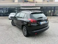 Usata Peugeot 2008 Active 82 CV (60 kW) 2018 Nero SUV