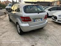 Usata Mercedes B180 Chrome 109 CV (80 kW) 2007 Grigio Monovolume