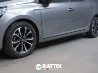 Begagnad Renault Clio V Techno 91 HK (66 kW) 2025 Grå Sedan