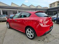 Usata Alfa Romeo Giulietta 120 CV (88 kW) 2015 Rosso Utilitaria