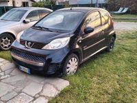 Usata Peugeot 107 68 CV (50 kW) 2007 Nero Utilitaria