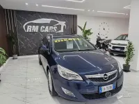 Usata Opel Astra 110 CV (80 kW) 2011 Blu Station wagon