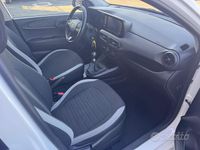 Usata Hyundai i10 65 CV (47 kW) 2023 Bianco Utilitaria