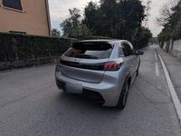 Usata Peugeot 208 Allure 100 kW (136 CV) 2021 Grigio Utilitaria