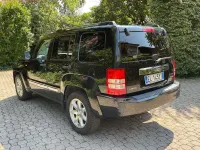 Usata Jeep Cherokee Limited 200 CV (147 kW) 2012 Nero SUV
