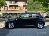 Usata Mini Cooper 122 CV (89 kW) 2011 Nero Utilitaria