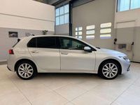 Usata VW Golf VIII Life 116 CV (85 kW) 2021 Grigio Berlina