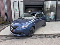 Usata Lancia Ypsilon Gold 70 CV (51 kW) 2022 Blu Utilitaria
