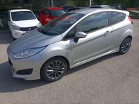 Usata Ford Fiesta ST-Line 75 CV (55 kW) 2017 Argento Berlina