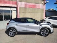 Usata Renault Captur RS Line 94 CV (69 kW) 2022 Argento SUV