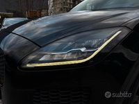 Usata Jaguar E-Pace R-Dynamic 150 CV (110 kW) 2018 Santorini black SUV